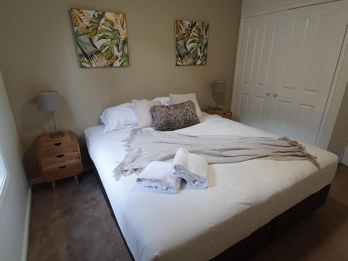 Garden Oasis 3 Bedroom Apartment