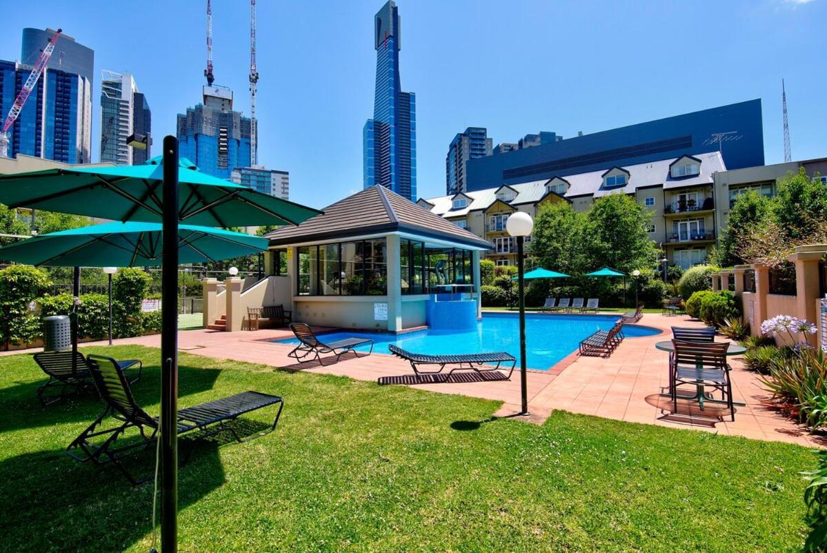 Garden Oasis 3 Bedroom *