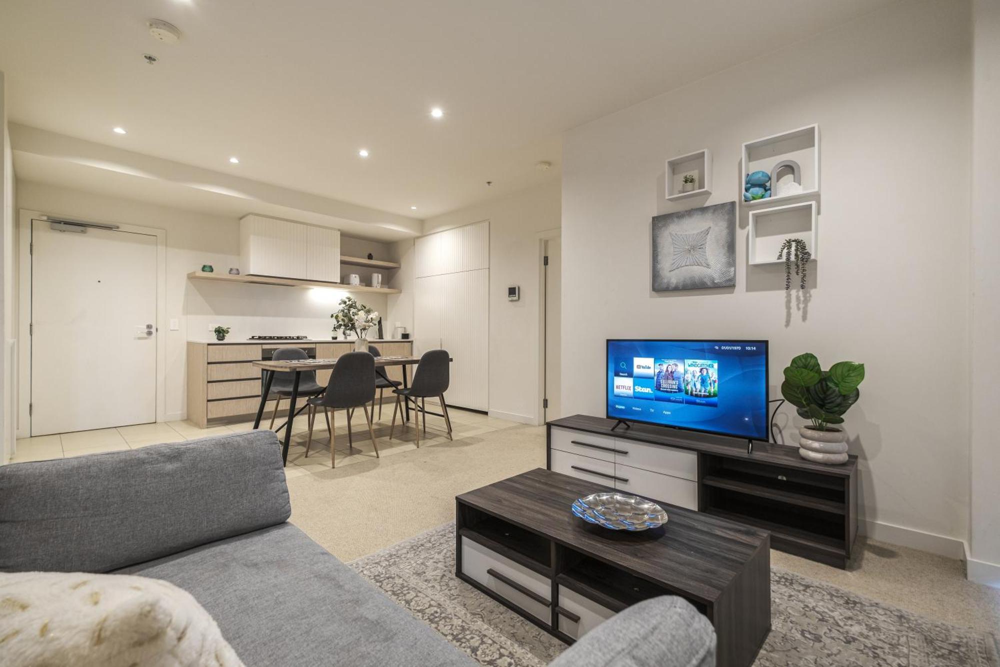 Apartment Brand New 2br2ba Caulfield Parkbalcony Poolgym *