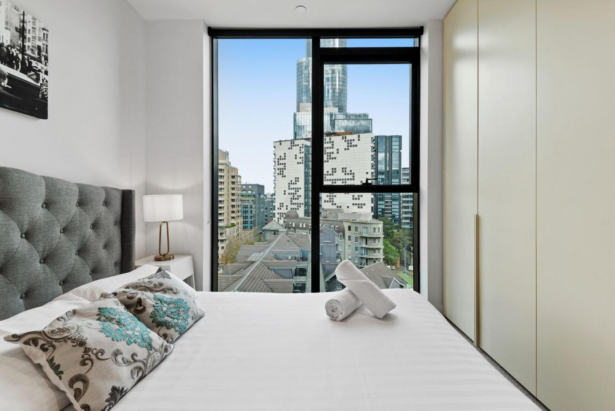 Apartment Bright With Views In Trendy Locale Melbourne