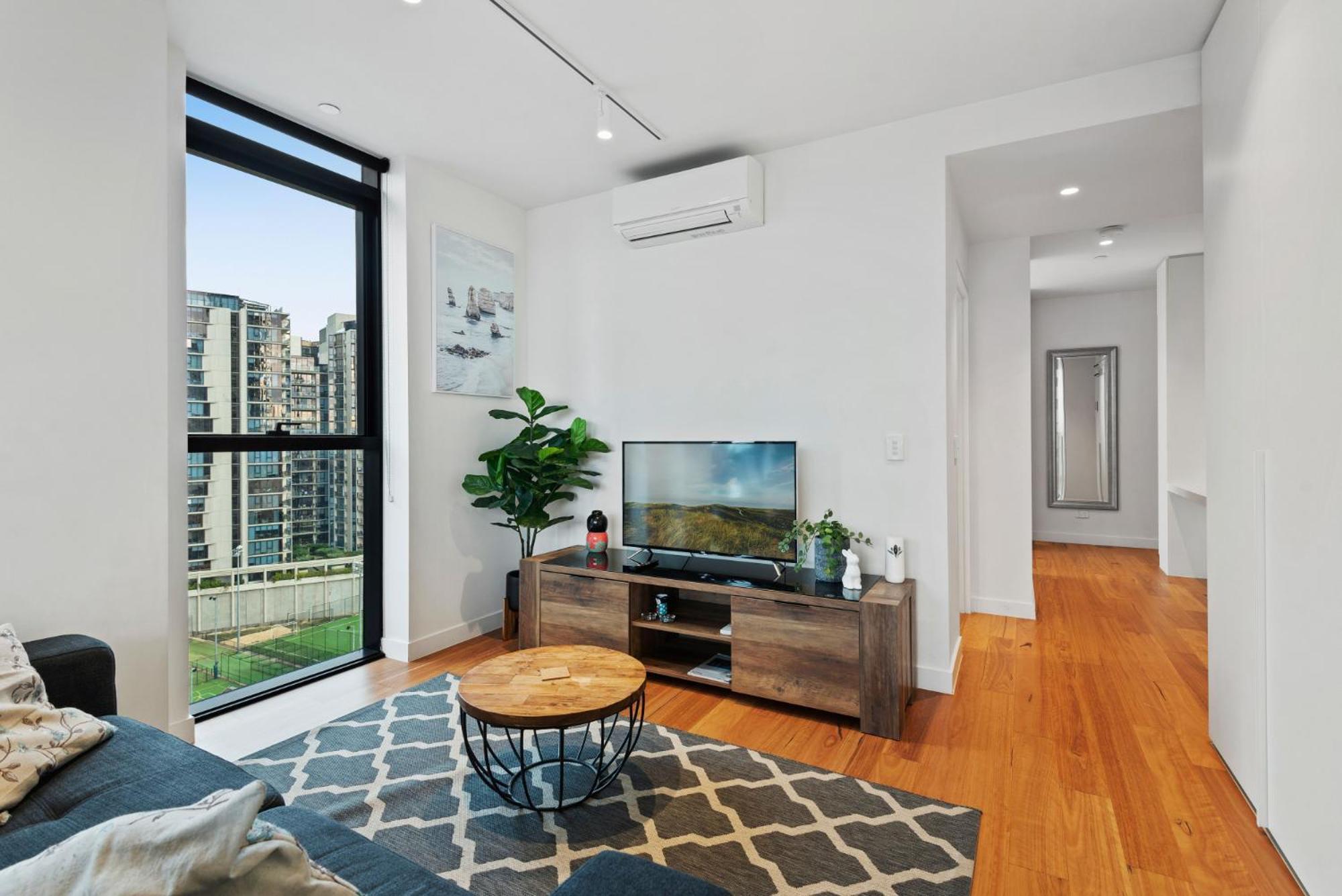 Bright With Views In Trendy Locale