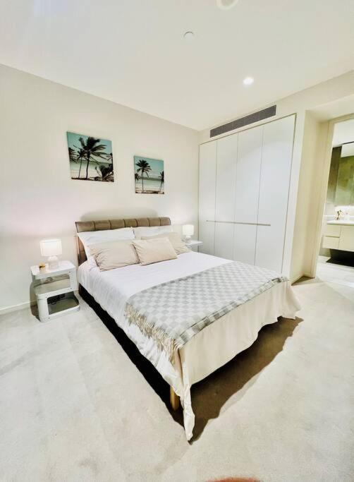 2bed Free Park Toorak Station