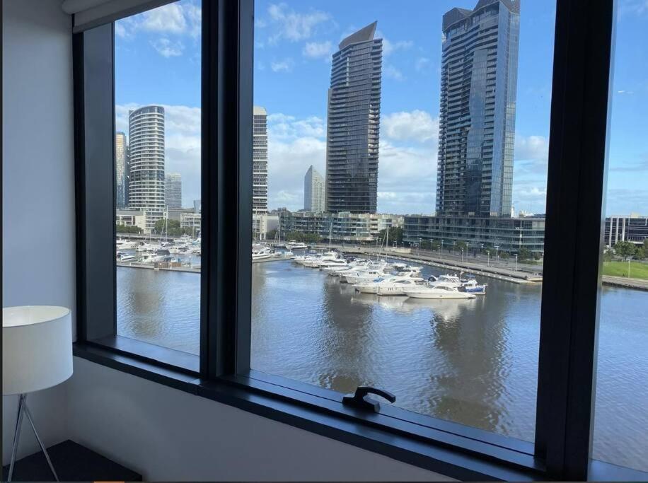 Wyndel Two Bedroom Mel883col2610n *