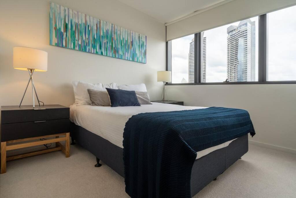Wyndel Two Bedroom Mel883col2610n Melbourne