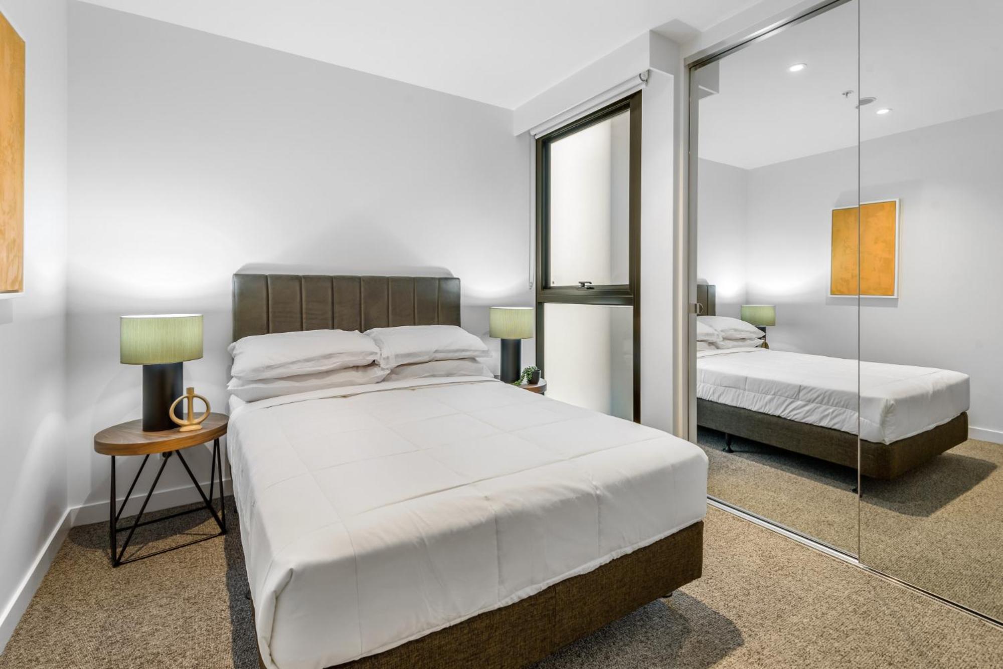 Modern Southbank 2-bed With Gym & Pool Melbourne