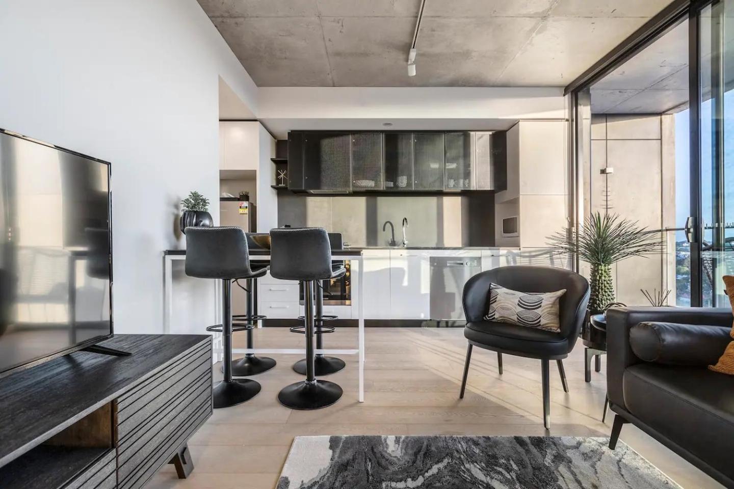 Bridge Rd Work, Rest & Play In Bustling Richmond *