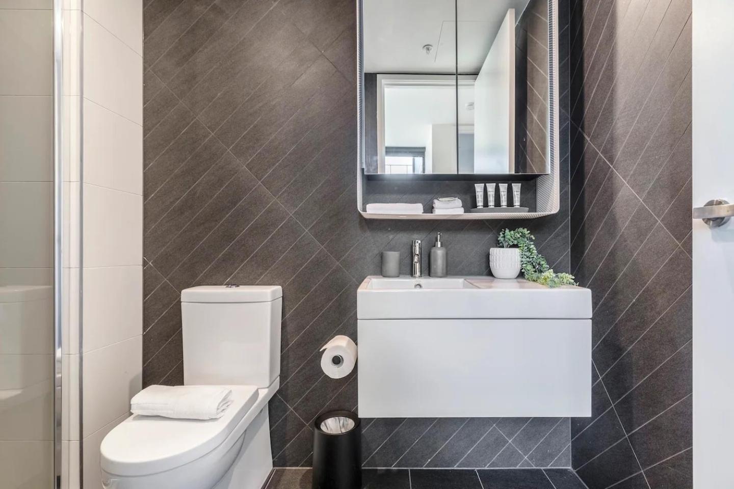 Apartment Bridge Rd Work, Rest & Play In Bustling Richmond *