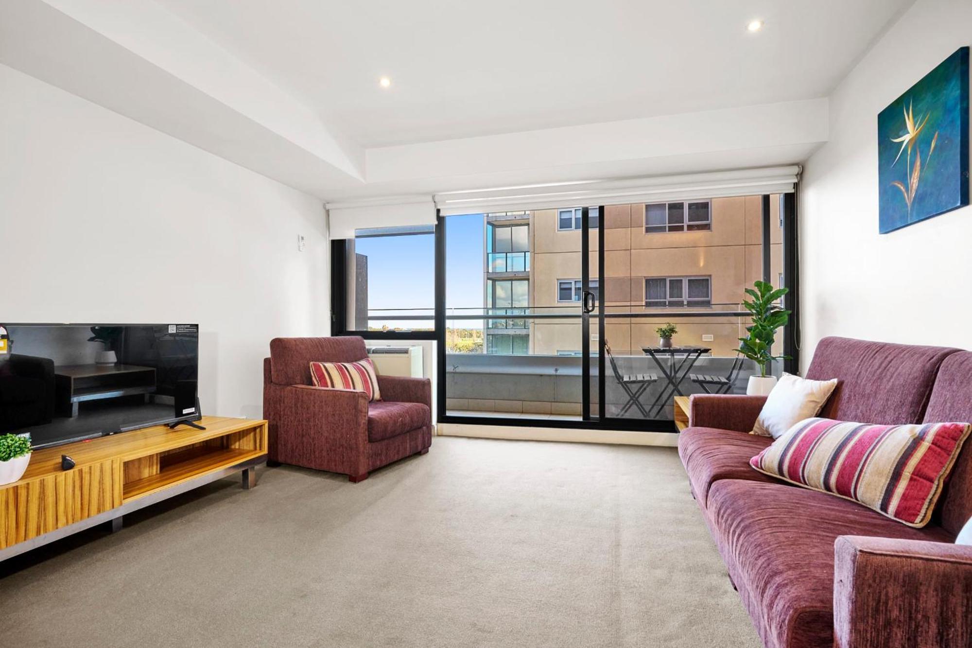 Charming 1-bed On St Kilda Rd Melbourne