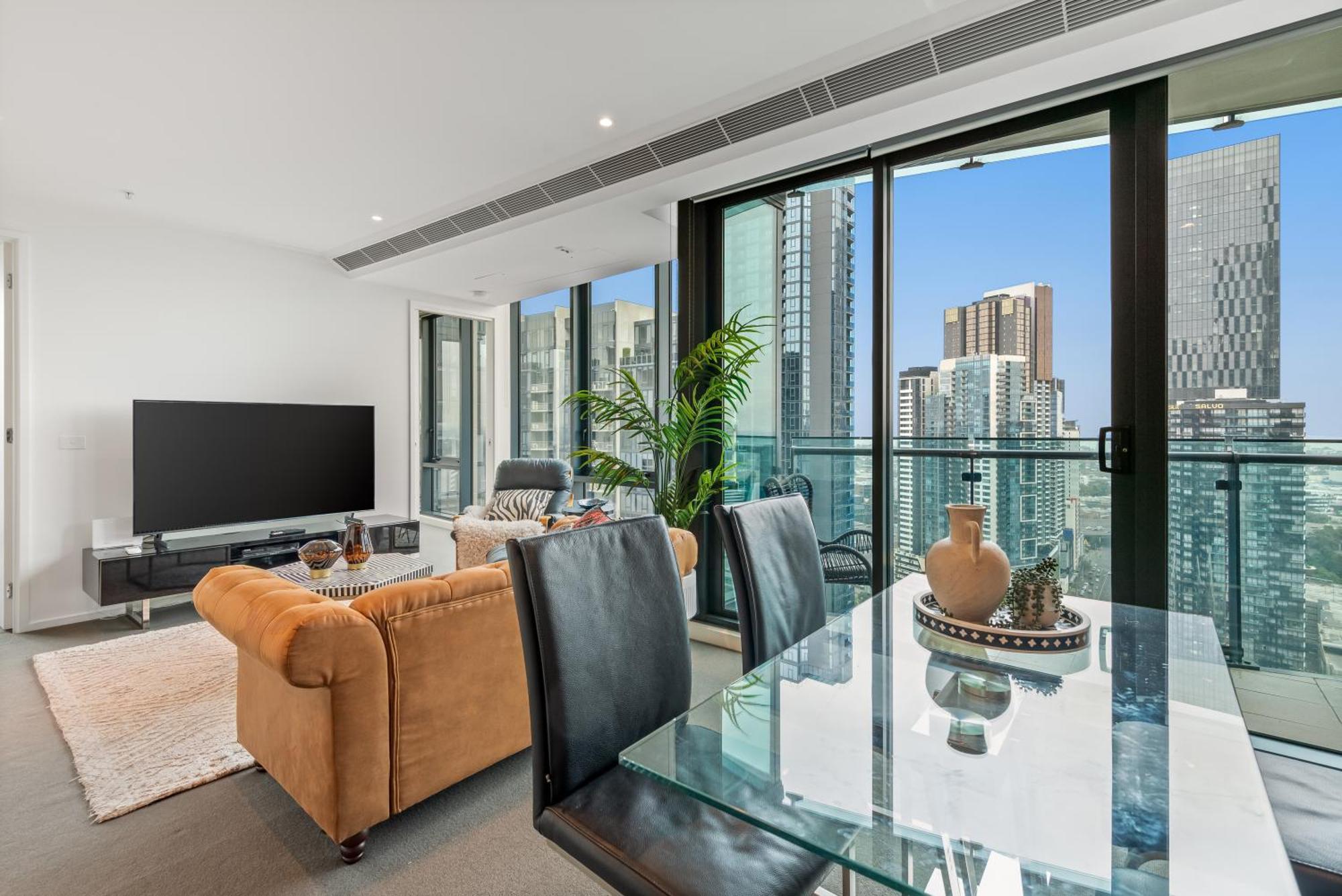 Panoramic Skyline Haven *