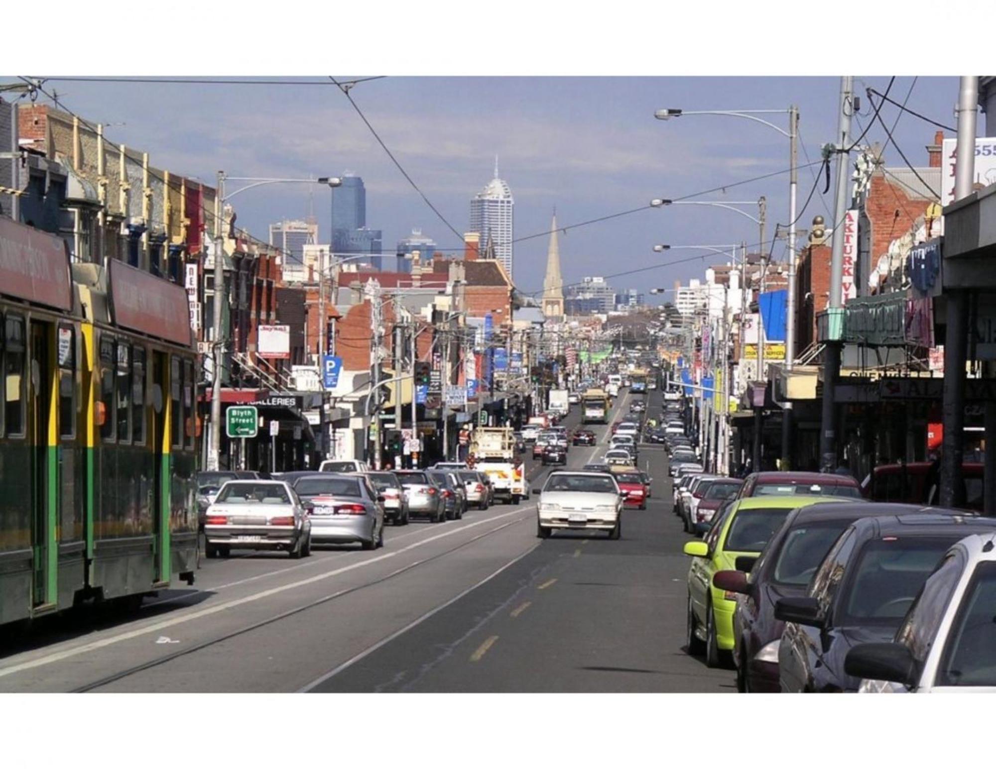Modern 2 Bed In Trendy Collingwood * Melbourne