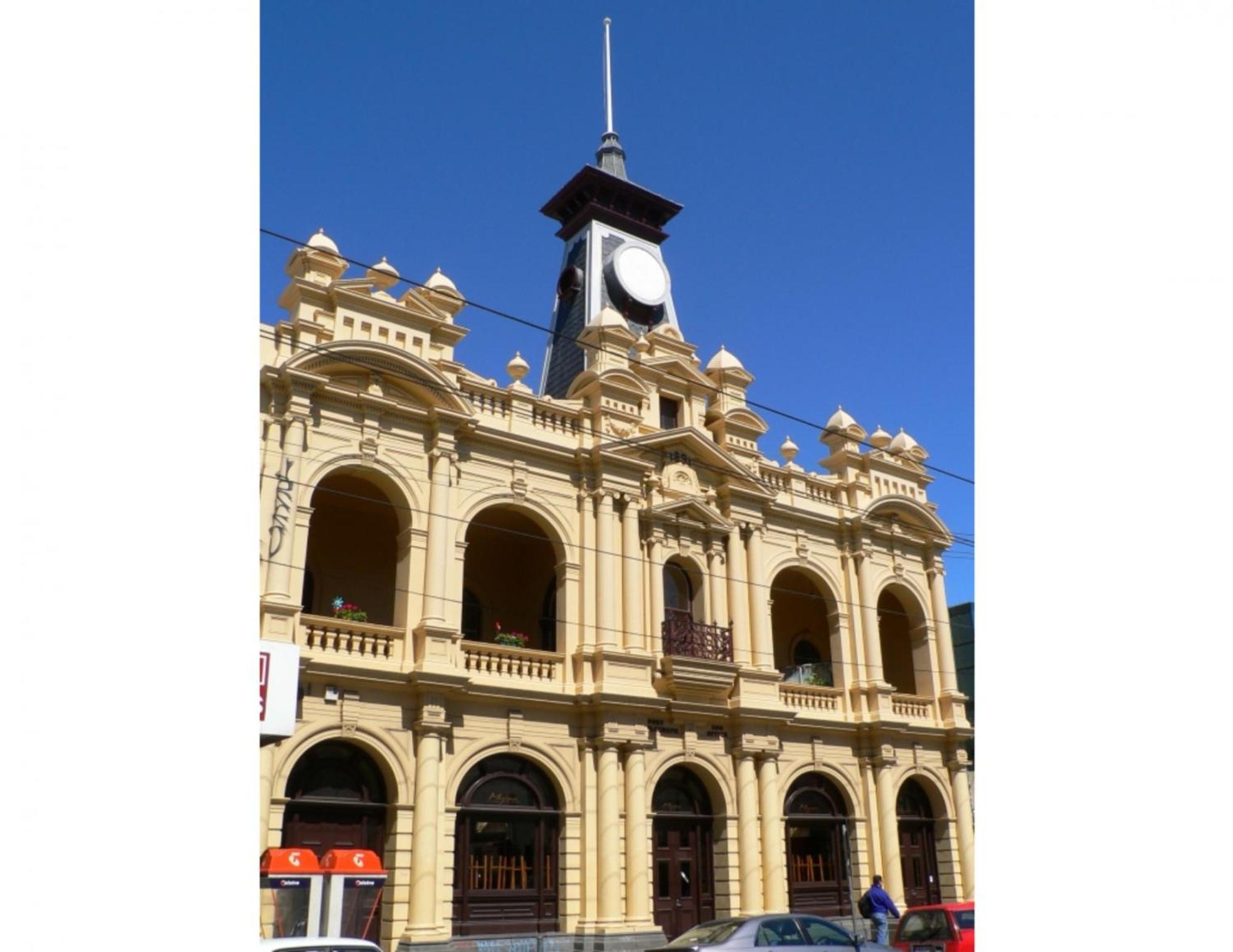 Modern 2 Bed In Trendy Collingwood Melbourne