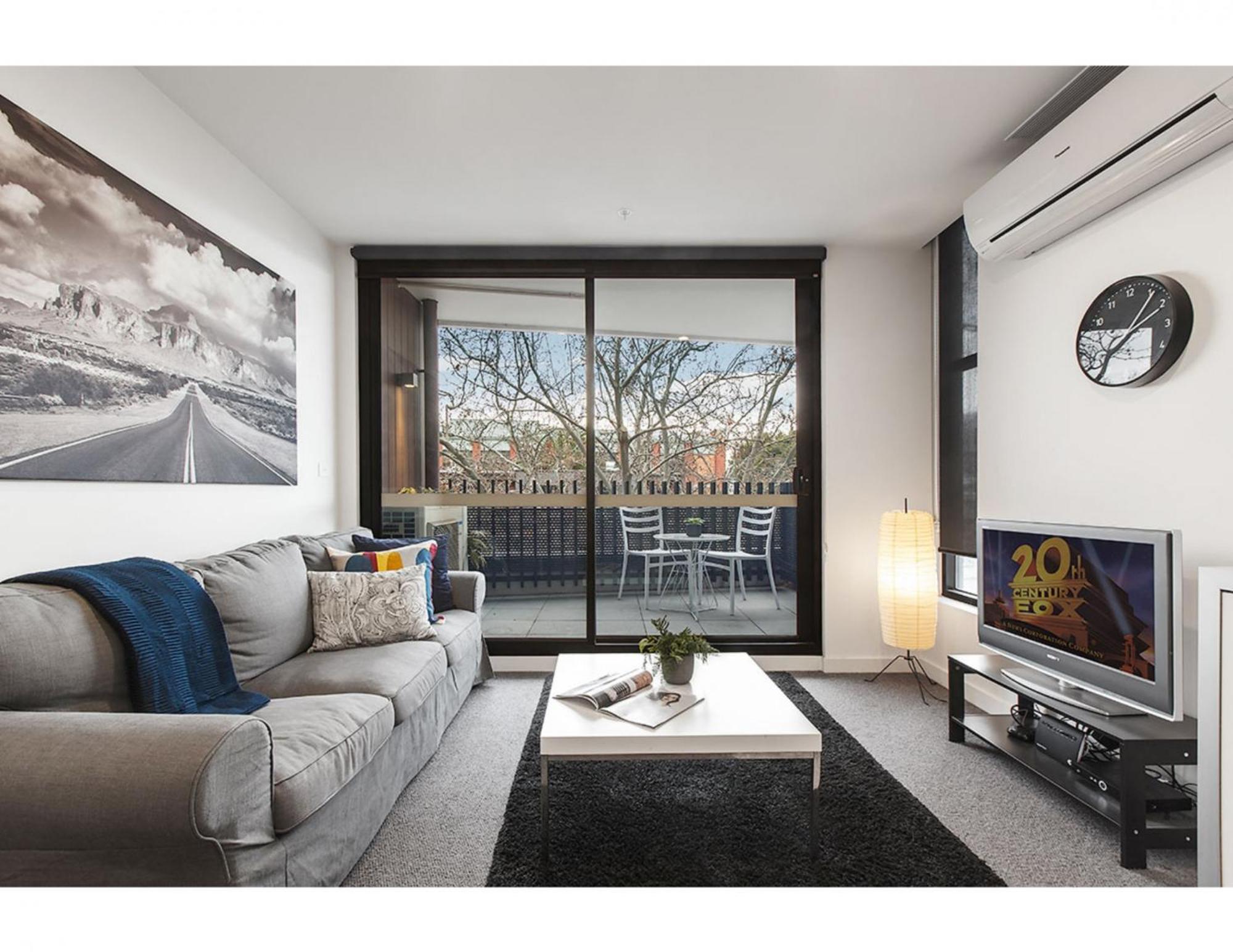 Modern 2 Bed In Trendy Collingwood