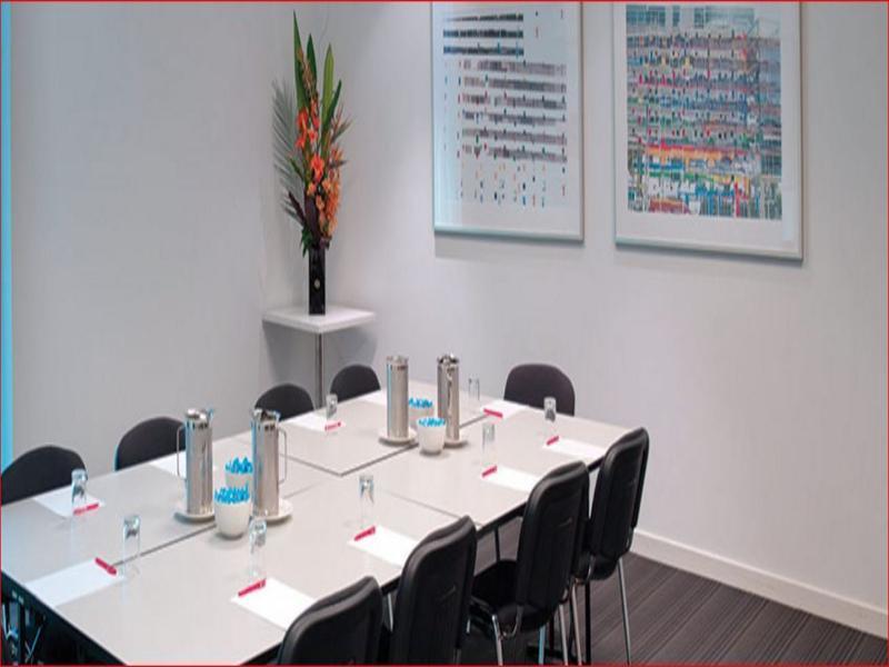 Travelodge Docklands Melbourne