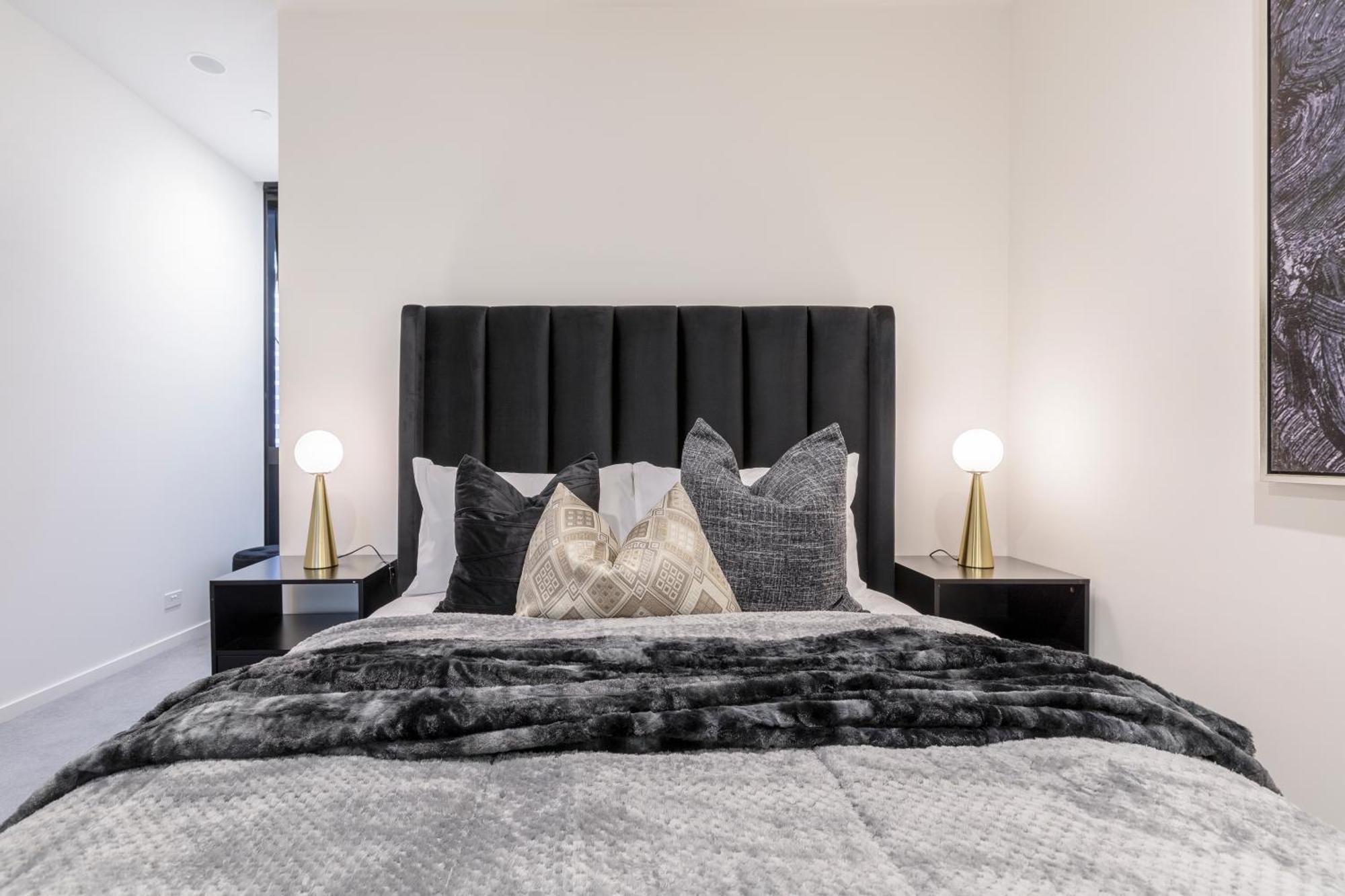 Ritzy In Iconic Australia 108 With Views Apartment