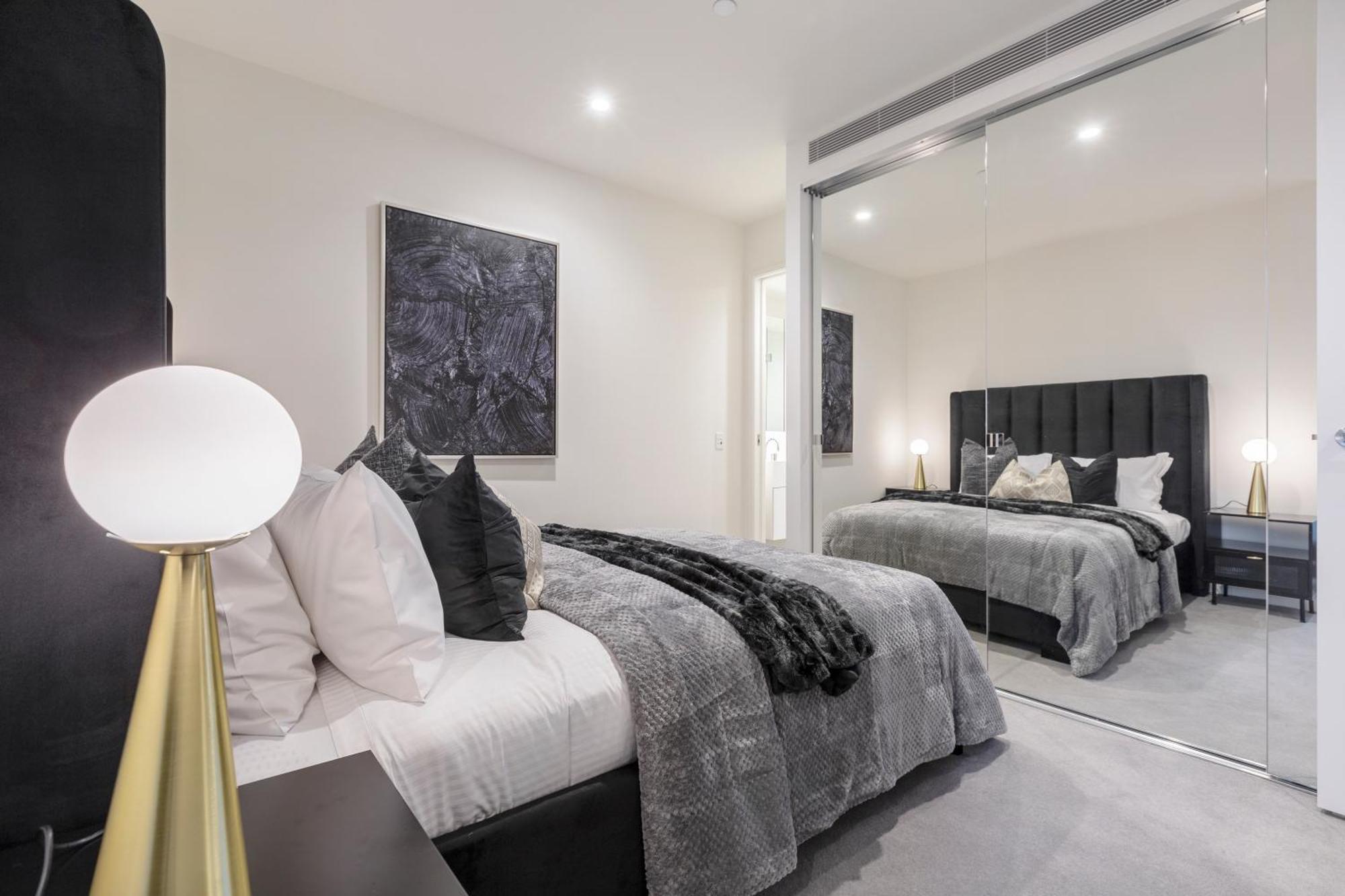Ritzy In Iconic Australia 108 With Views Apartment Melbourne