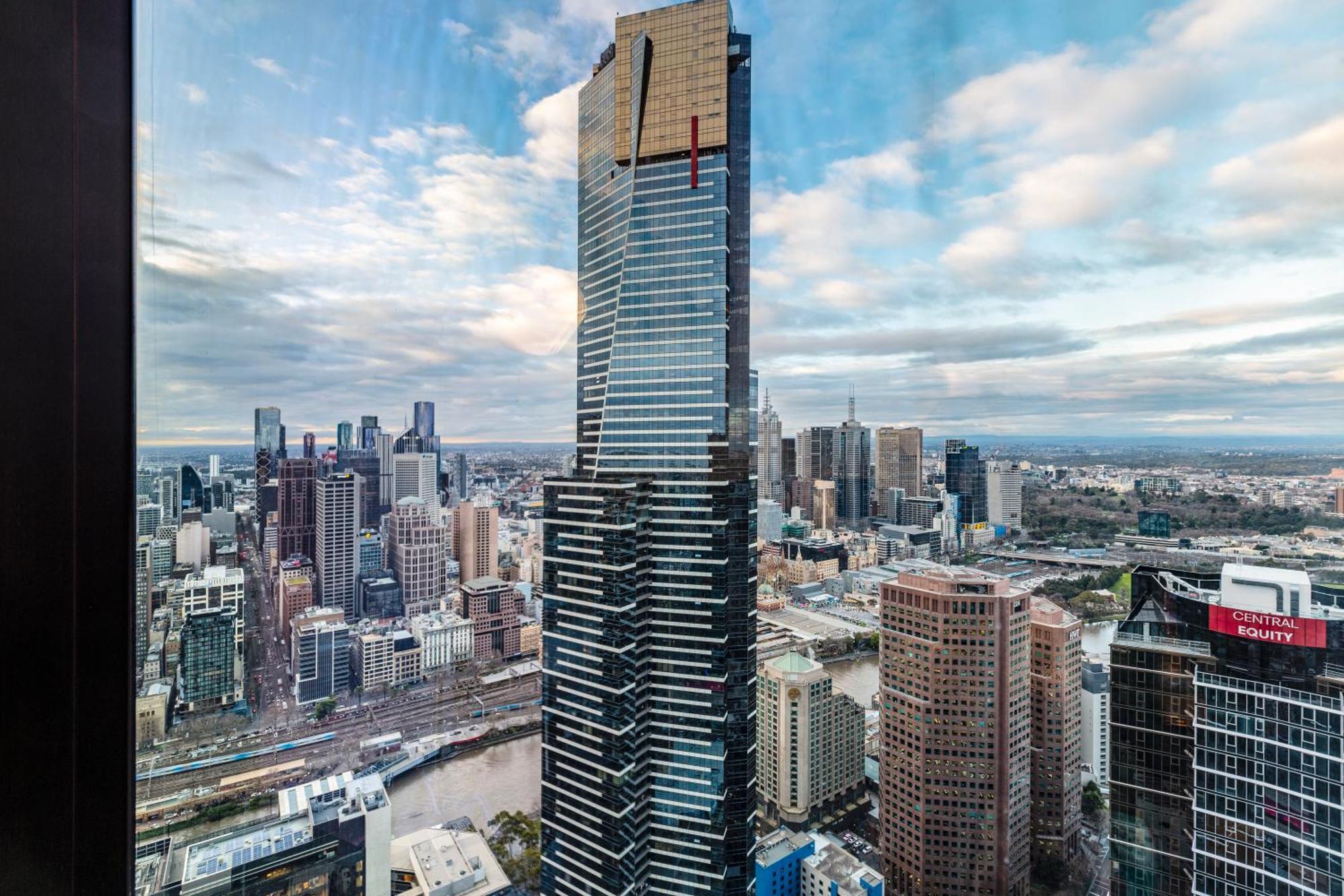 Ritzy In Iconic Australia 108 With Views Melbourne