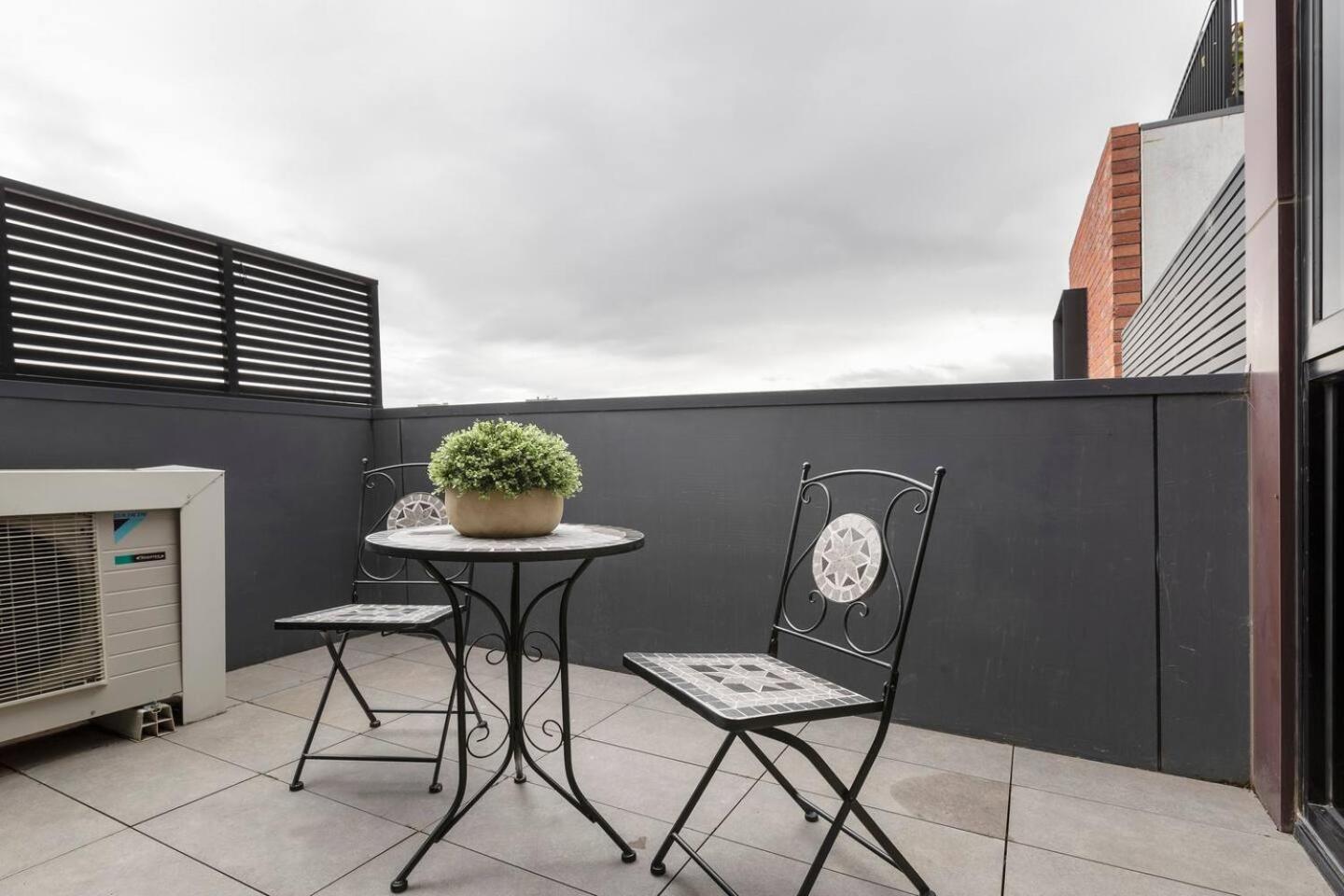 Apartamento Vintage Romance In Vibrant & Cosmopolitan Prahran