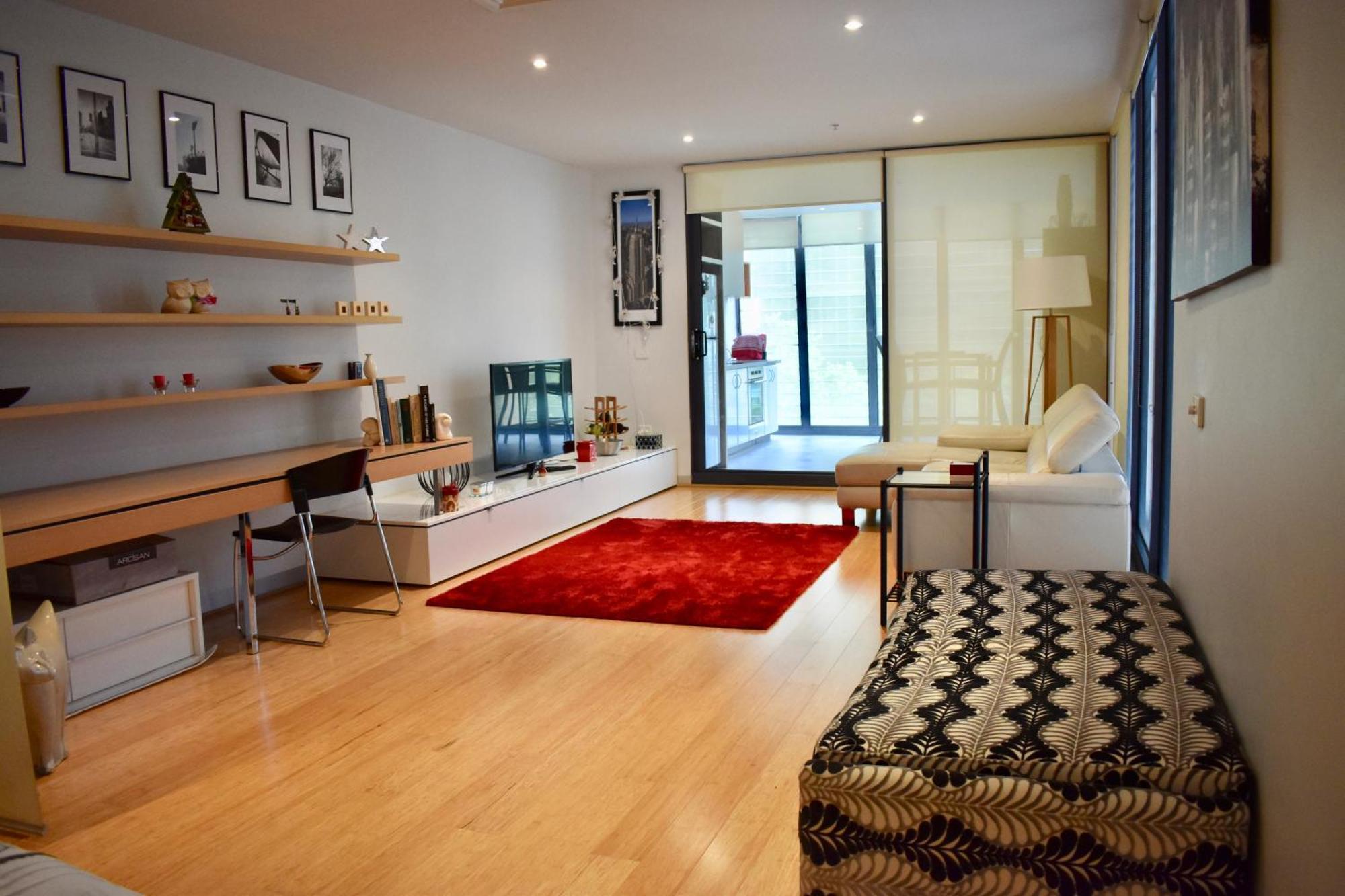 Apartment Spacious 1 Bedroom In The Heart Of Melbourne's Cbd Melbourne