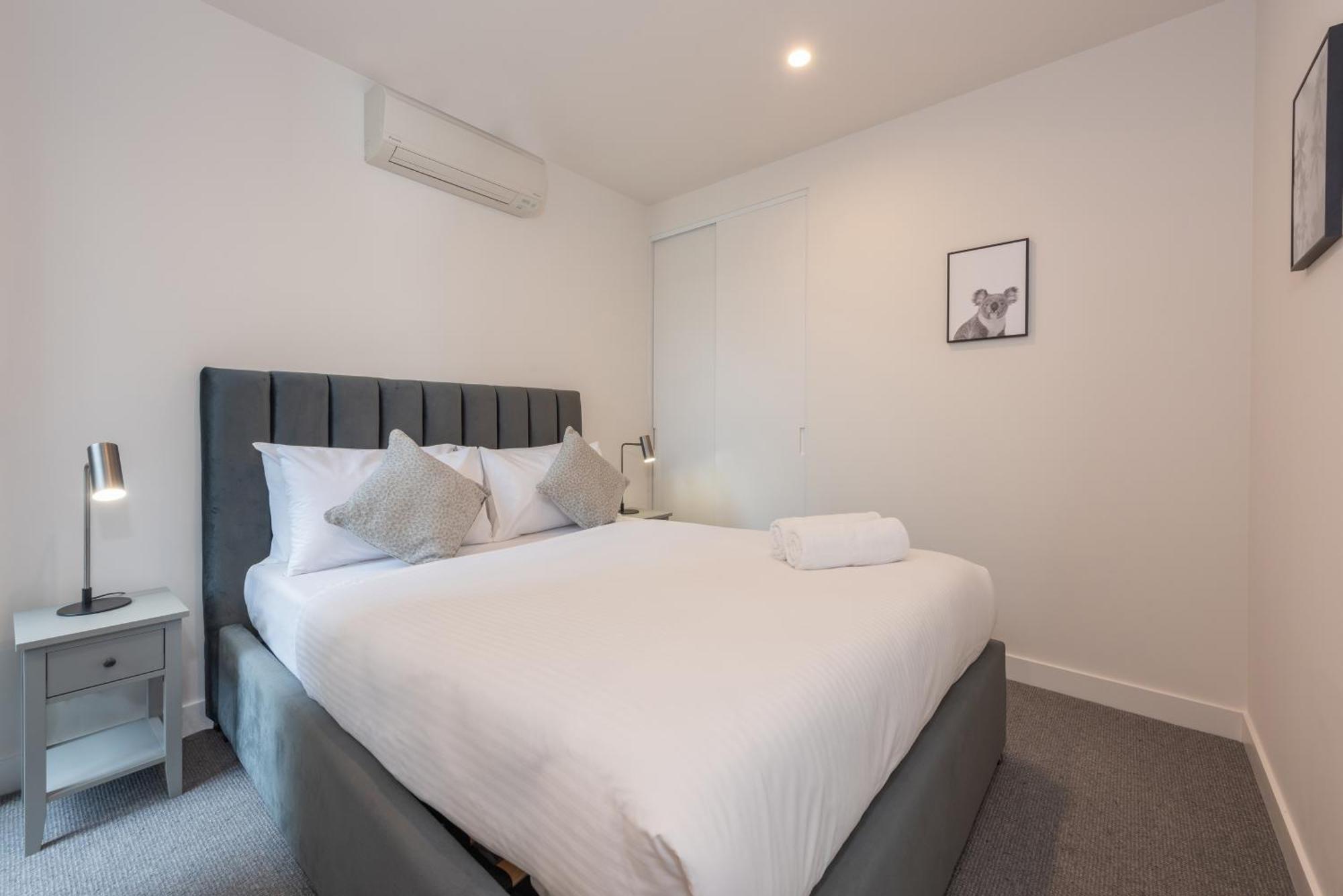 Modern 1 Bedroom In Brunswick East Near Cbd Apartment *