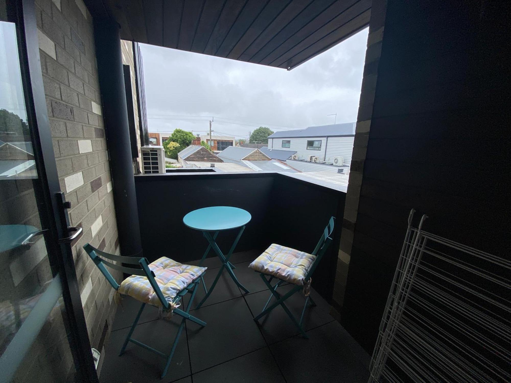 Modern 1 Bedroom In Brunswick East Near Cbd Apartment *