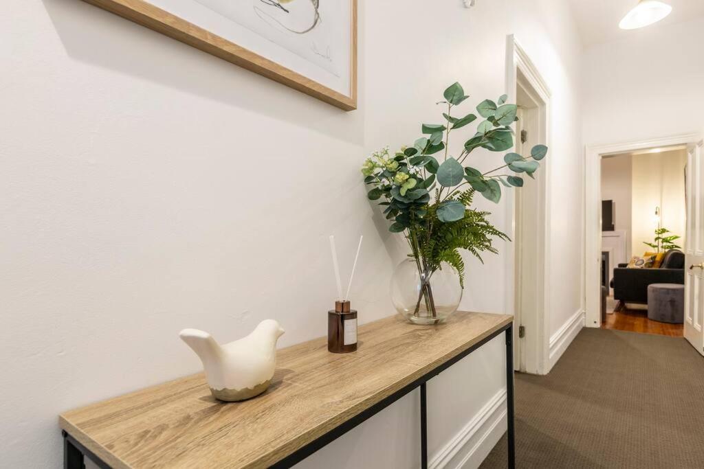 Holiday home A Carlton Classic - Quaint Inner-city Getaway