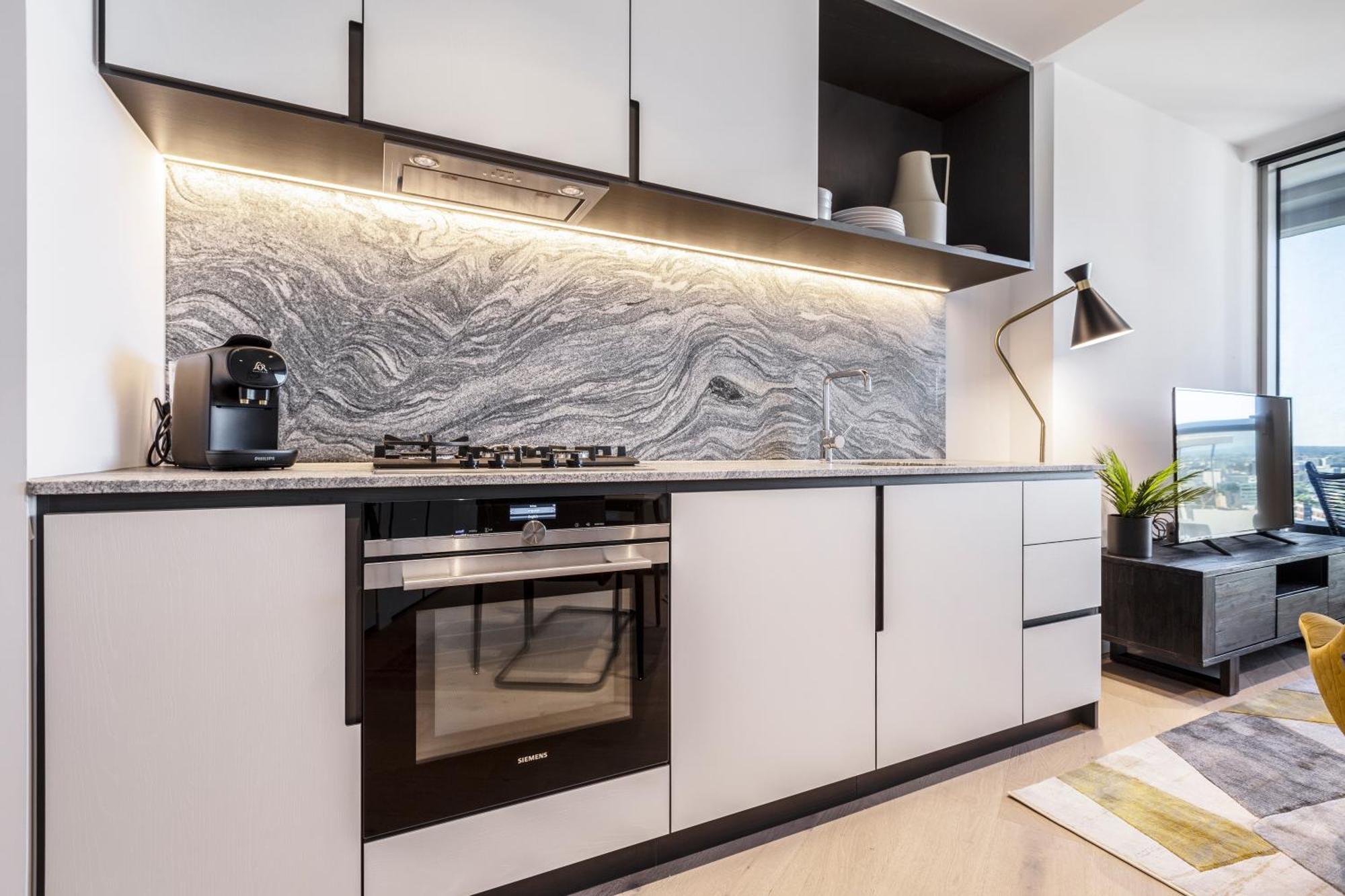 Apartment West Side Explore Downtown Melb In Chic *