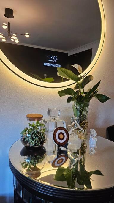 Chic Toorak Apartment *