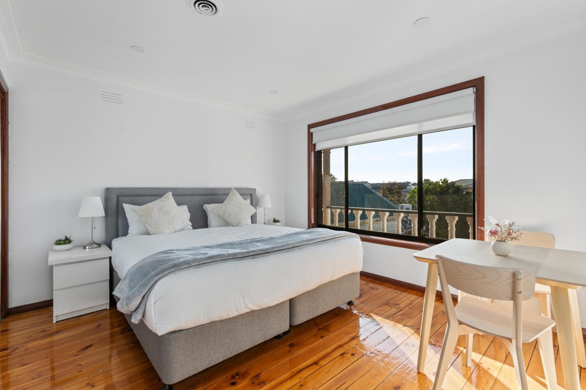 Charming Retreat In Footscray