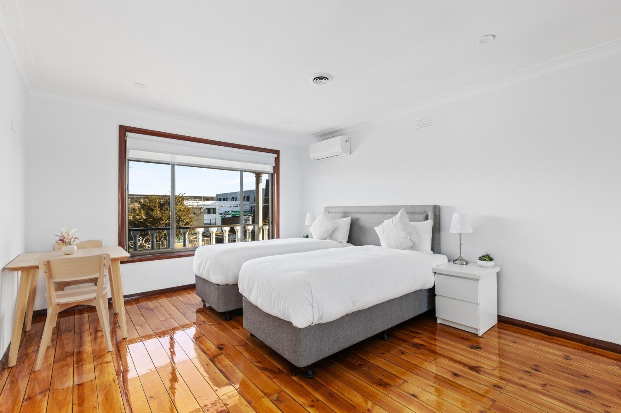Charming Retreat In Footscray * Melbourne