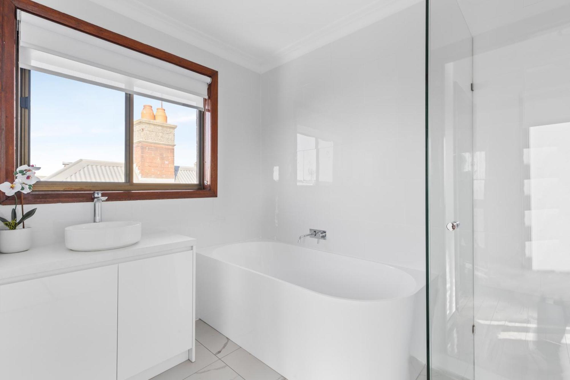 Charming Retreat In Footscray