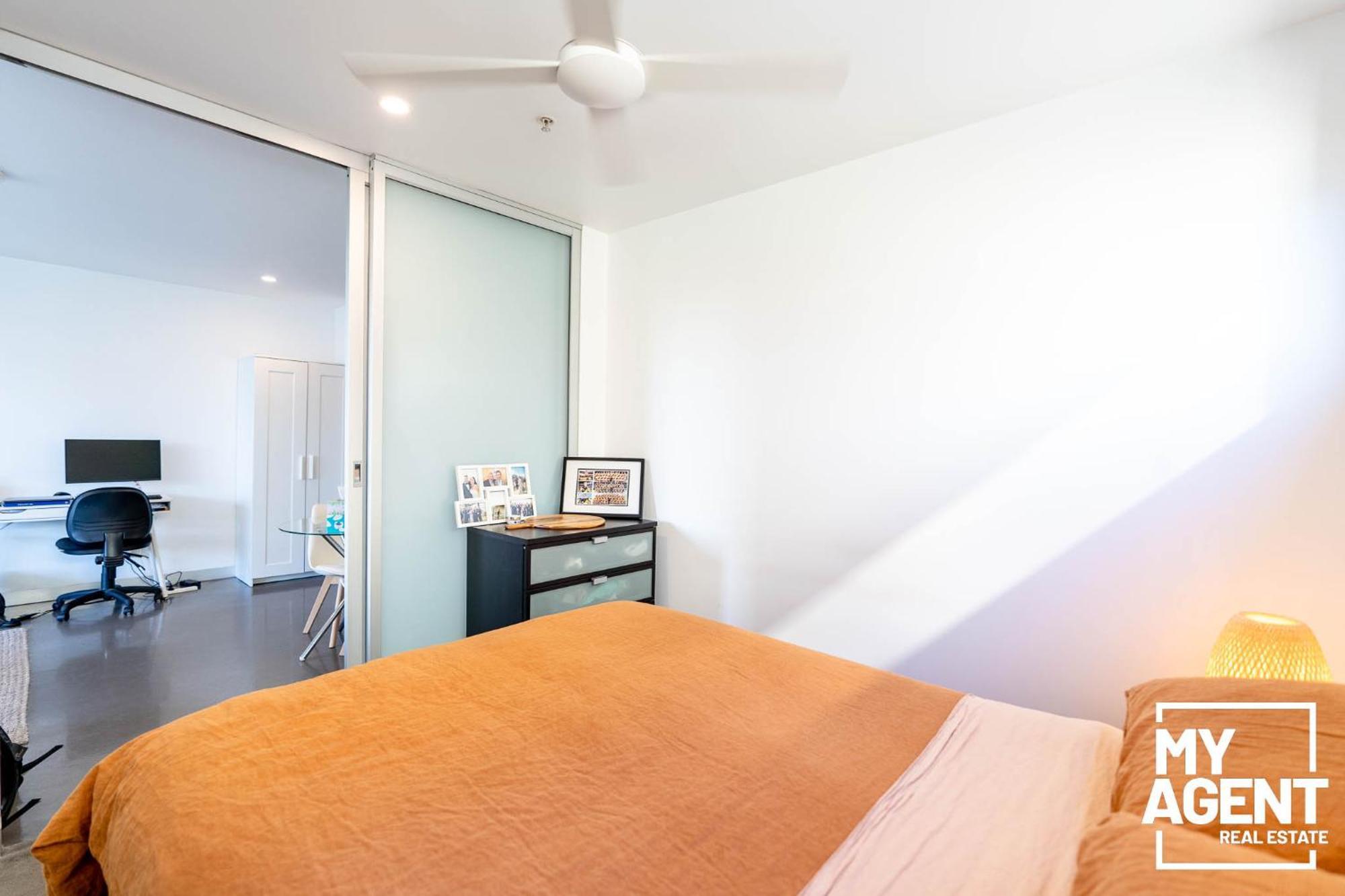 Apartment Wonderful Port 2 Bedroom - Sleeps 4
