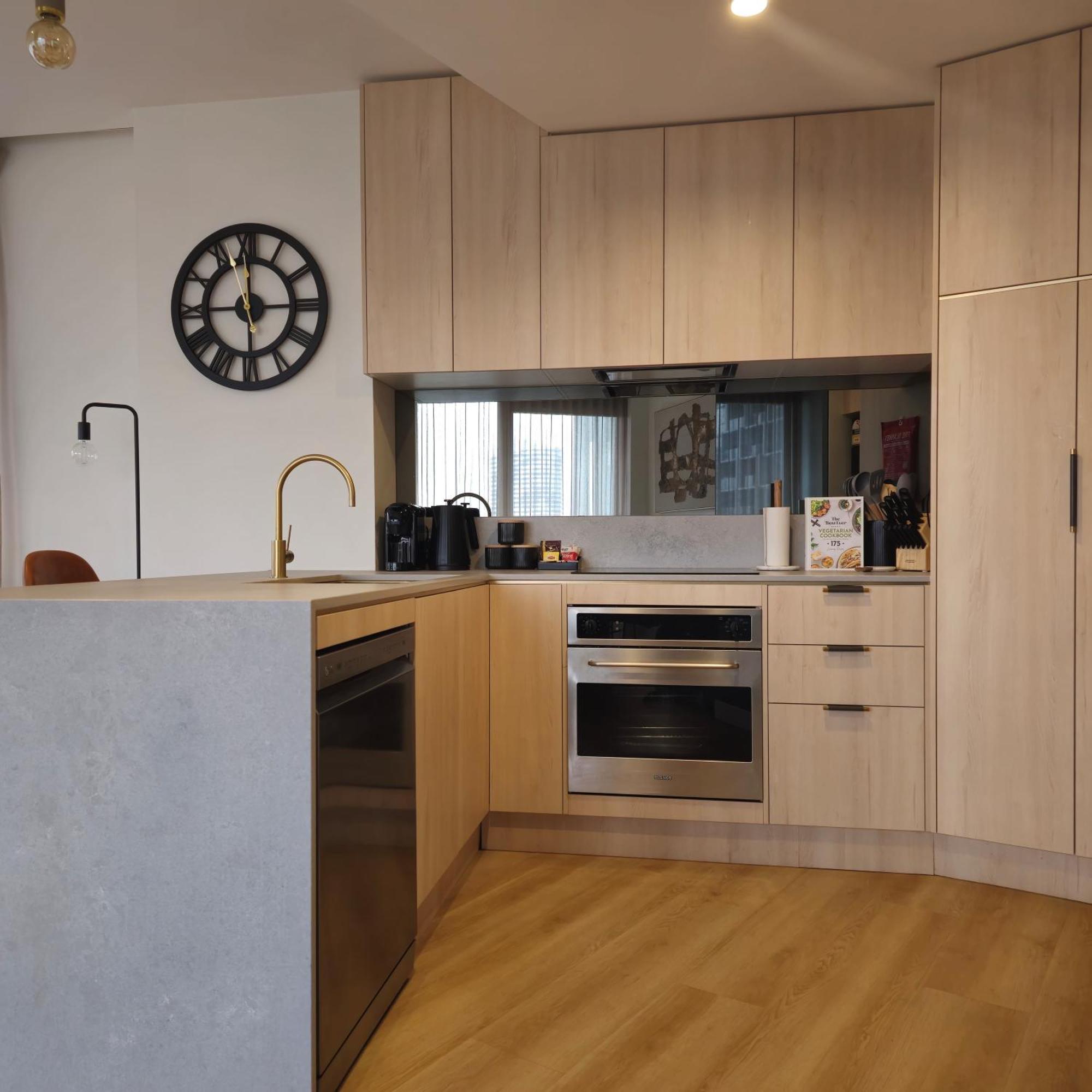 Apartment Prestige Dwellings Qv1 Melbourne