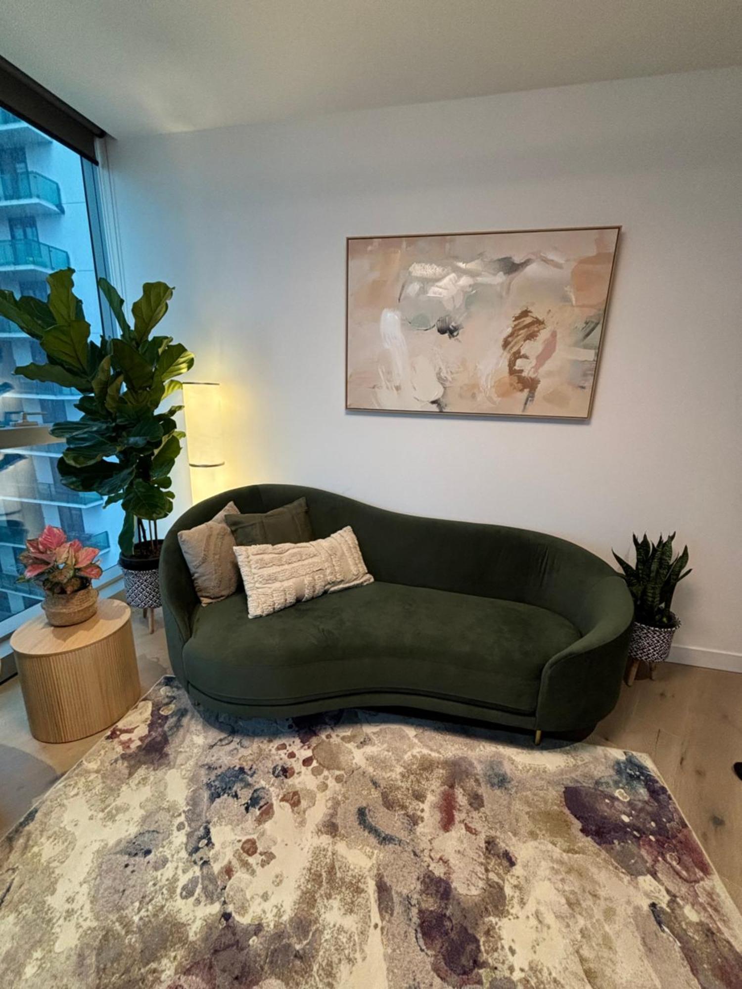 Luxury 2br 2tb Apartment *
