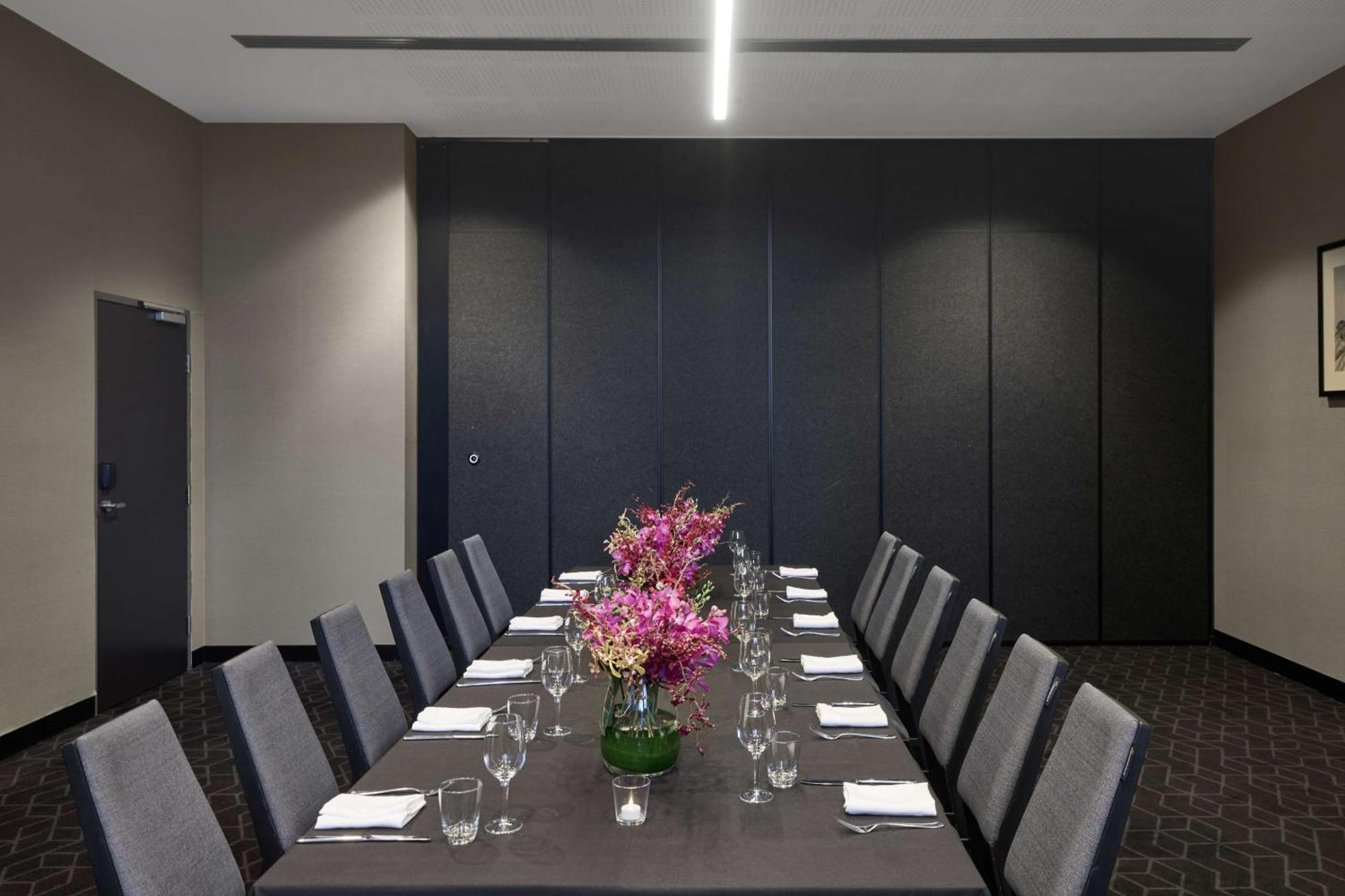 Vibe Docklands Hotel Melbourne