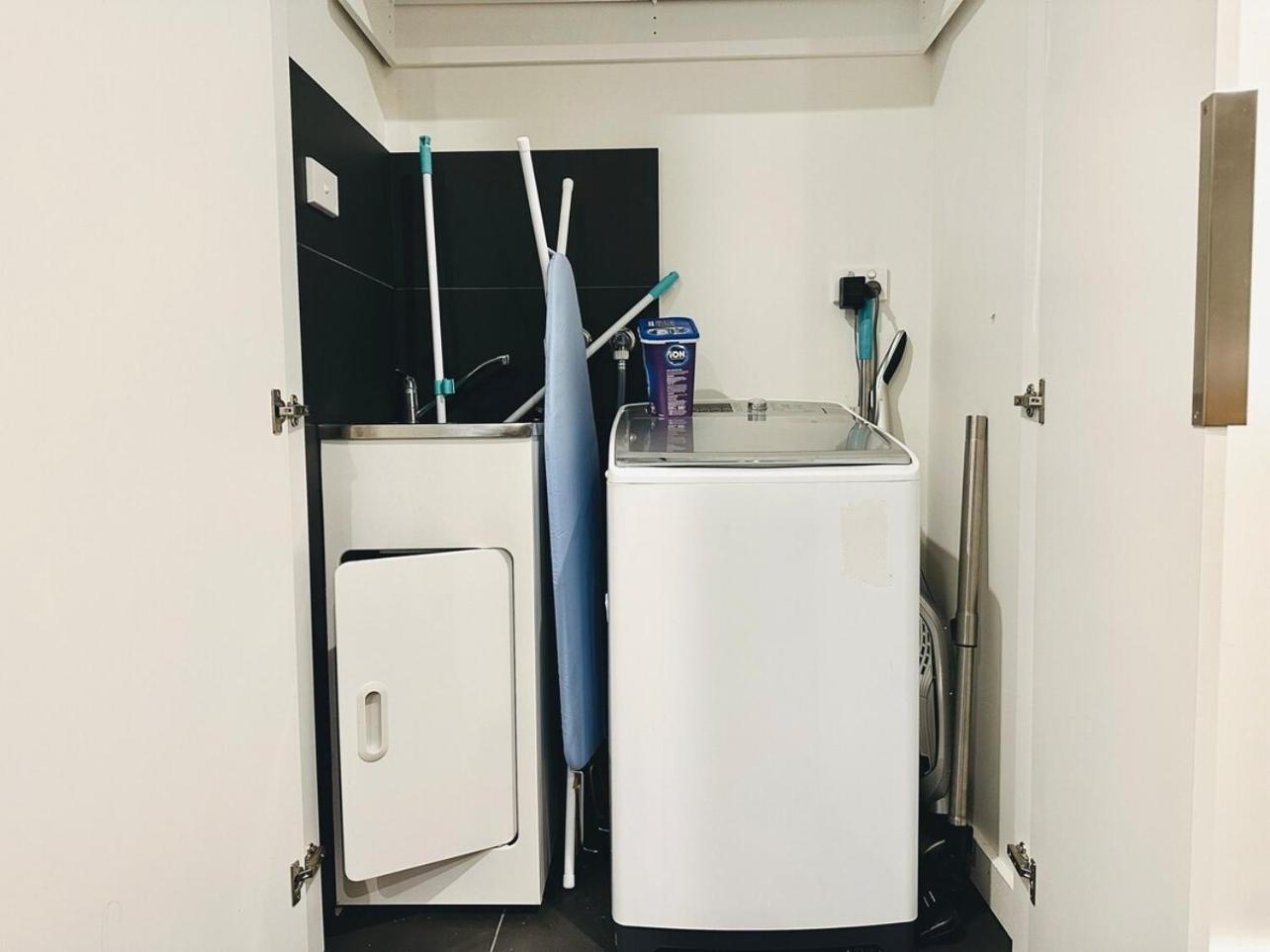 Apartment St Kilda 2br2ba Balcony Viewworkstation Park Melbourne