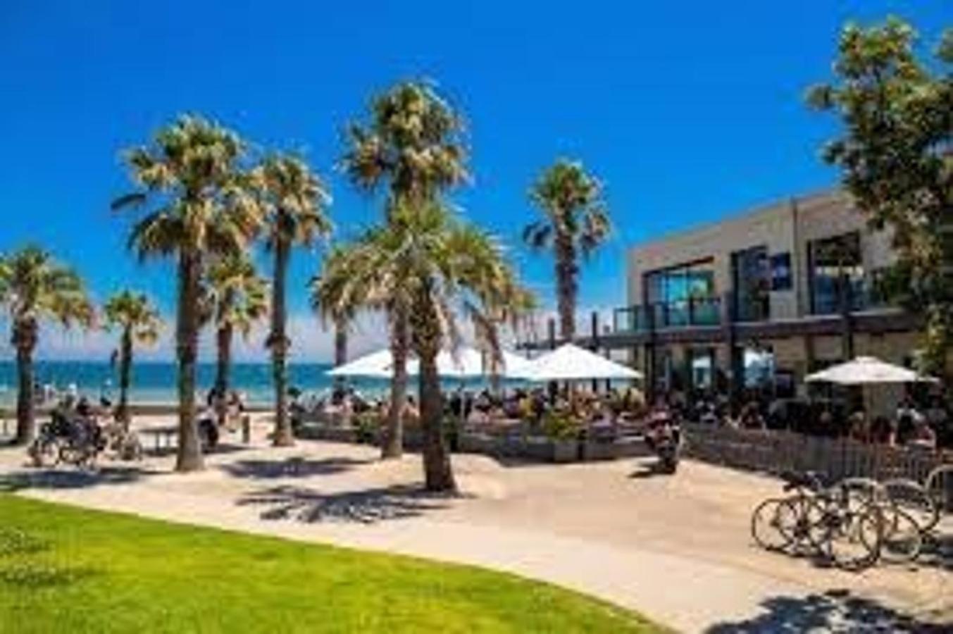 St Kilda 2br2ba Balcony Viewworkstation Park