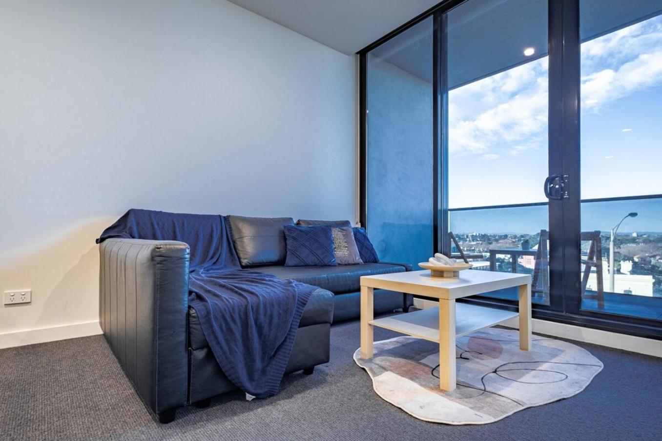 Apartment St Kilda 2br2ba Balcony Viewworkstation Park