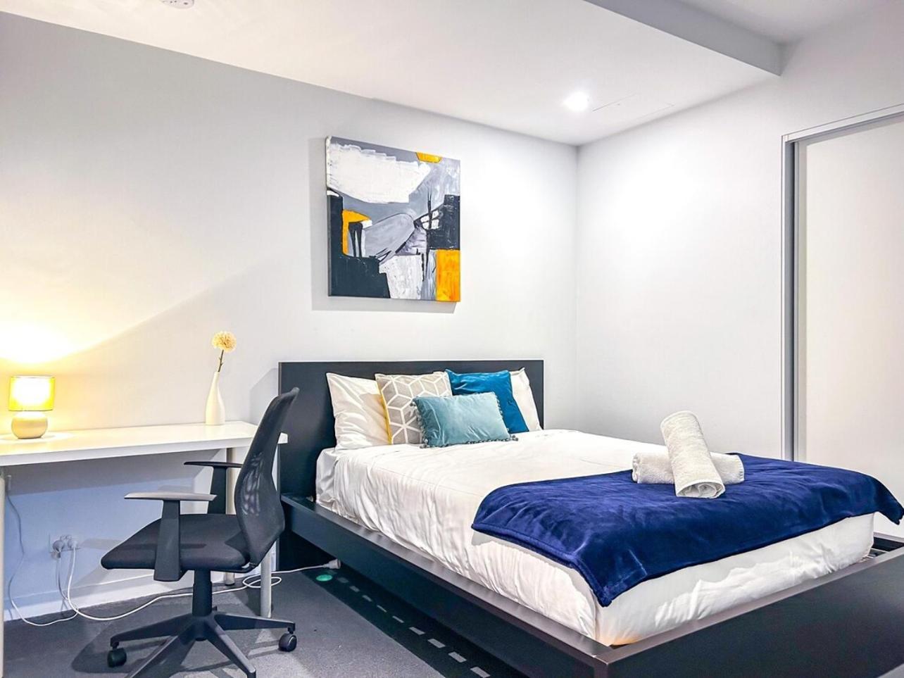 Fantastic View 2br1ba In Cbd Wifi Balcony