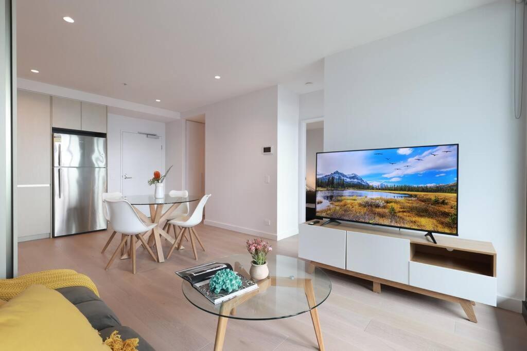 Apartment 914d Lovely 2bedrooms Abnb View Near Yara River With Free Parking Melbourne