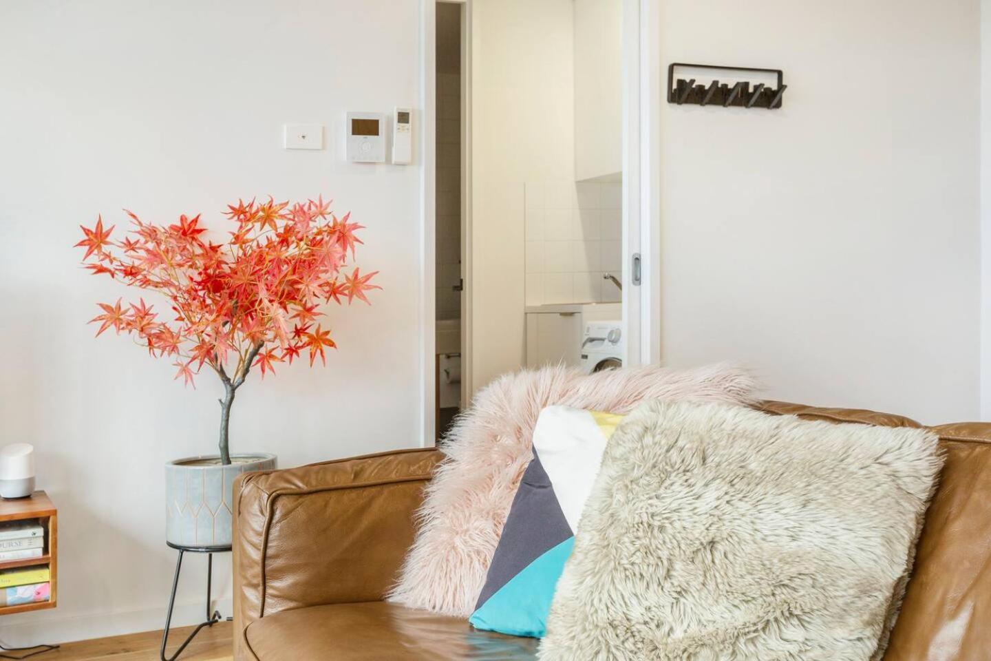 Apartment Hip Off High Street - A Vibrant Balcony Escape *