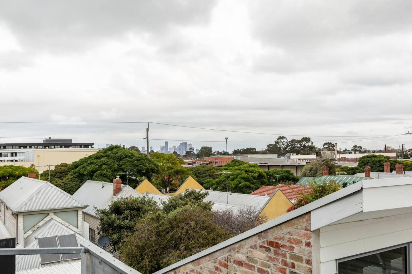 Hip Off High Street - A Vibrant Balcony Escape