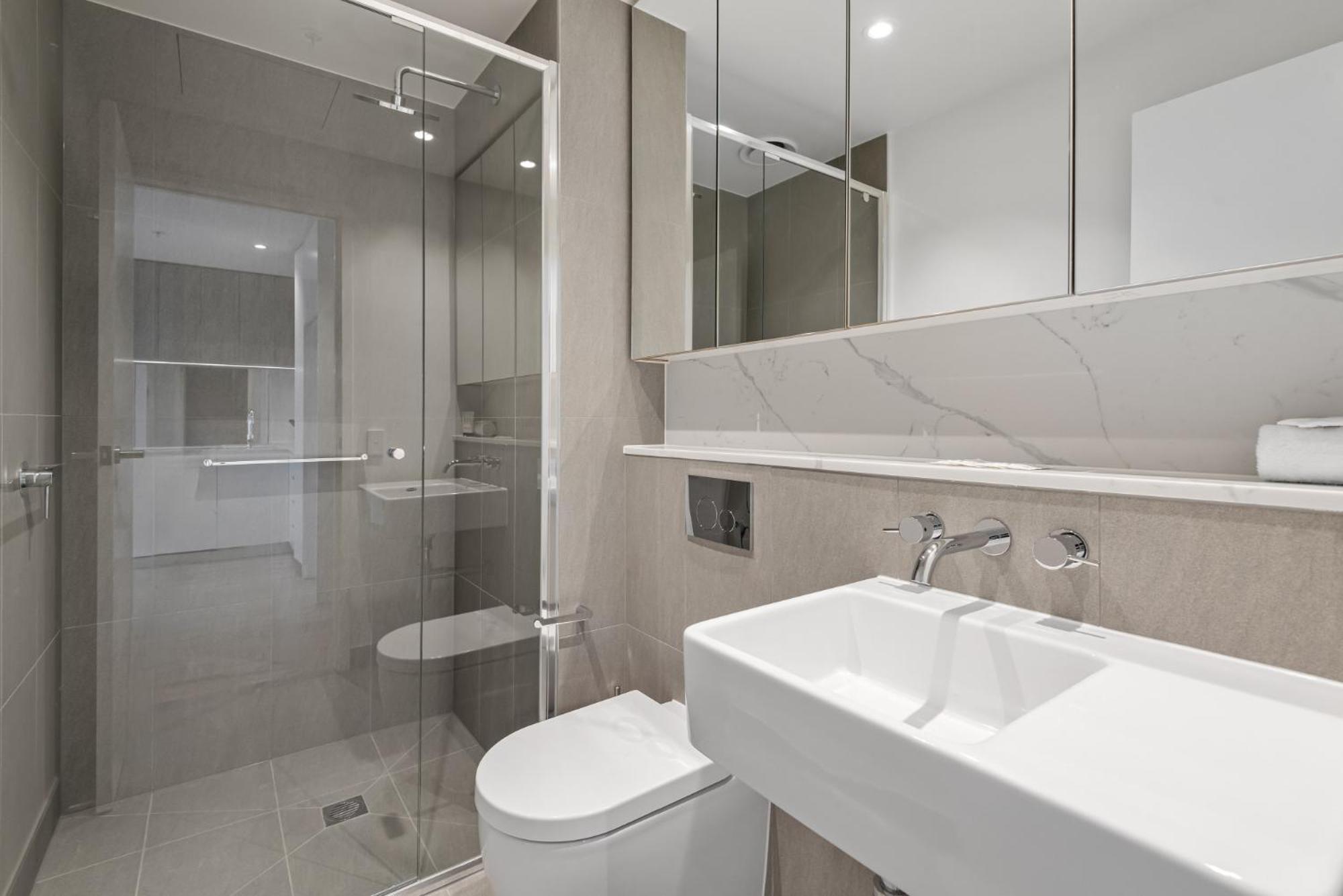 Chic High Rise 2-bed With Incredible Skyline Views Apartment Melbourne