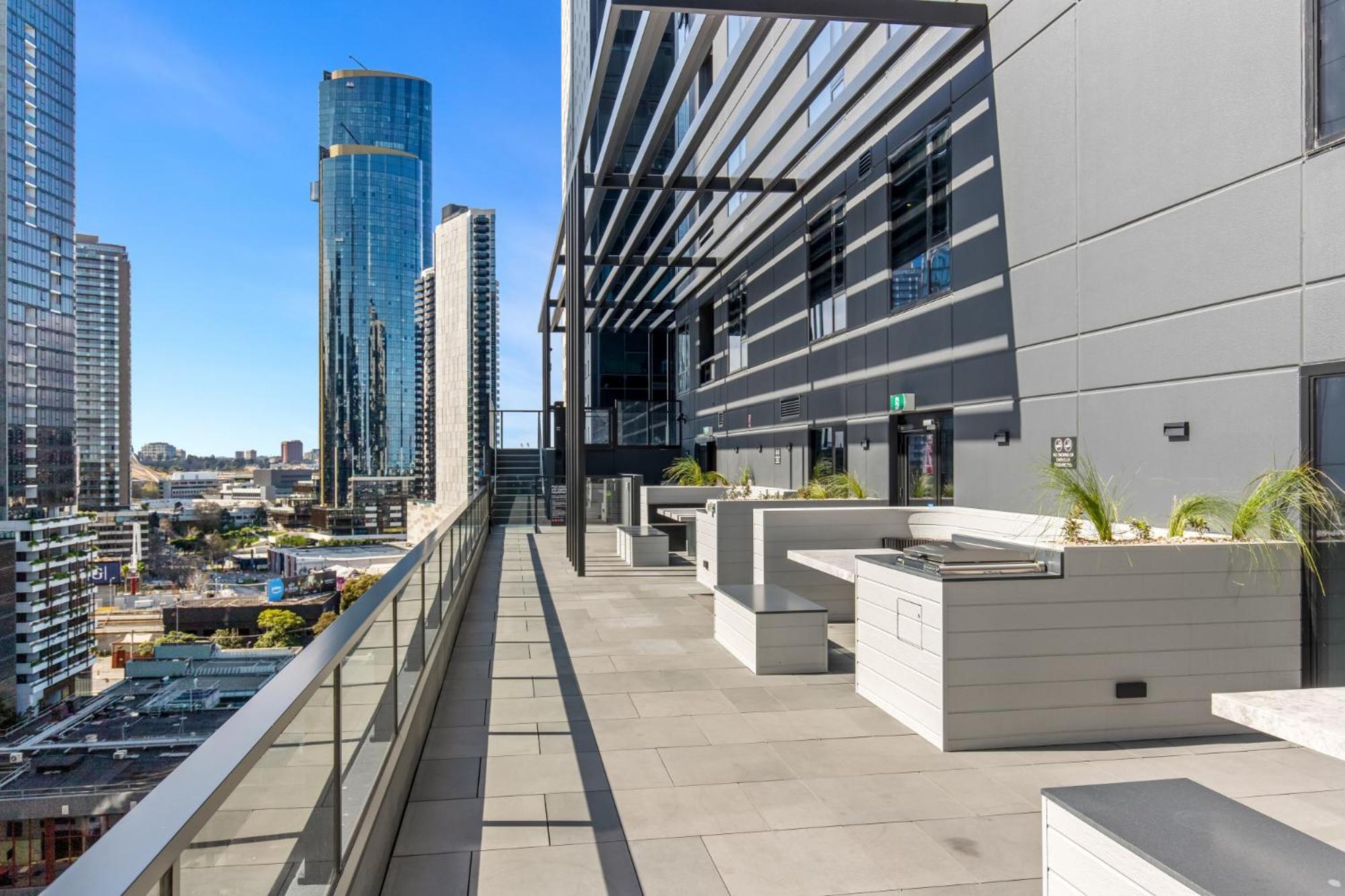 Chic High Rise 2-bed With Incredible Skyline Views Apartment Melbourne