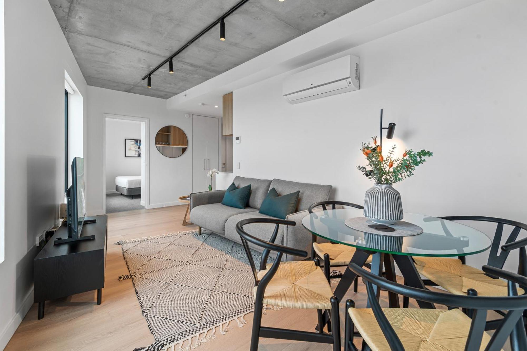Apartment Chic High Rise 2-bed With Incredible Skyline Views Melbourne