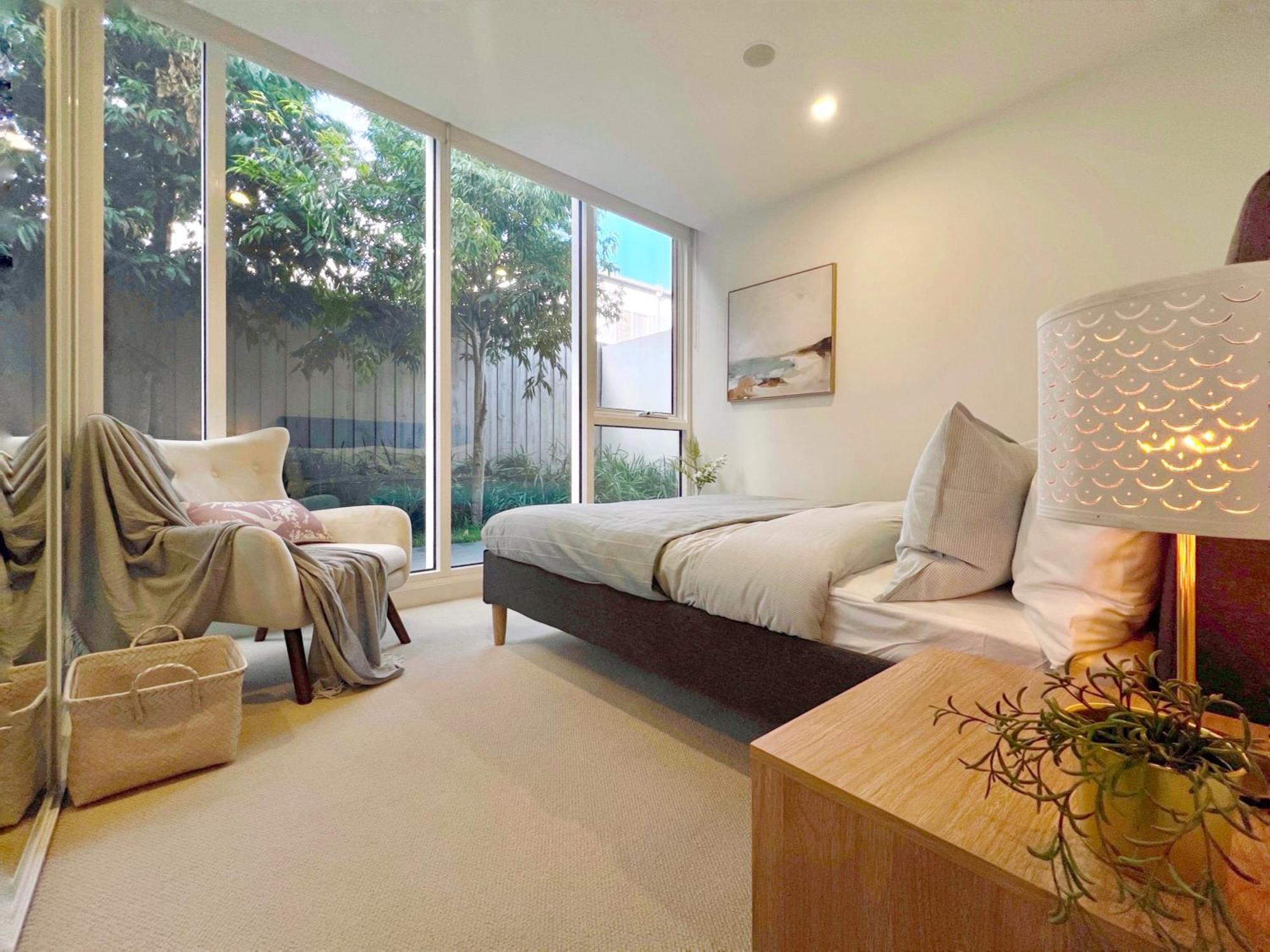 Indulge Luxury Near Brighton With Private Garden Parking Melbourne