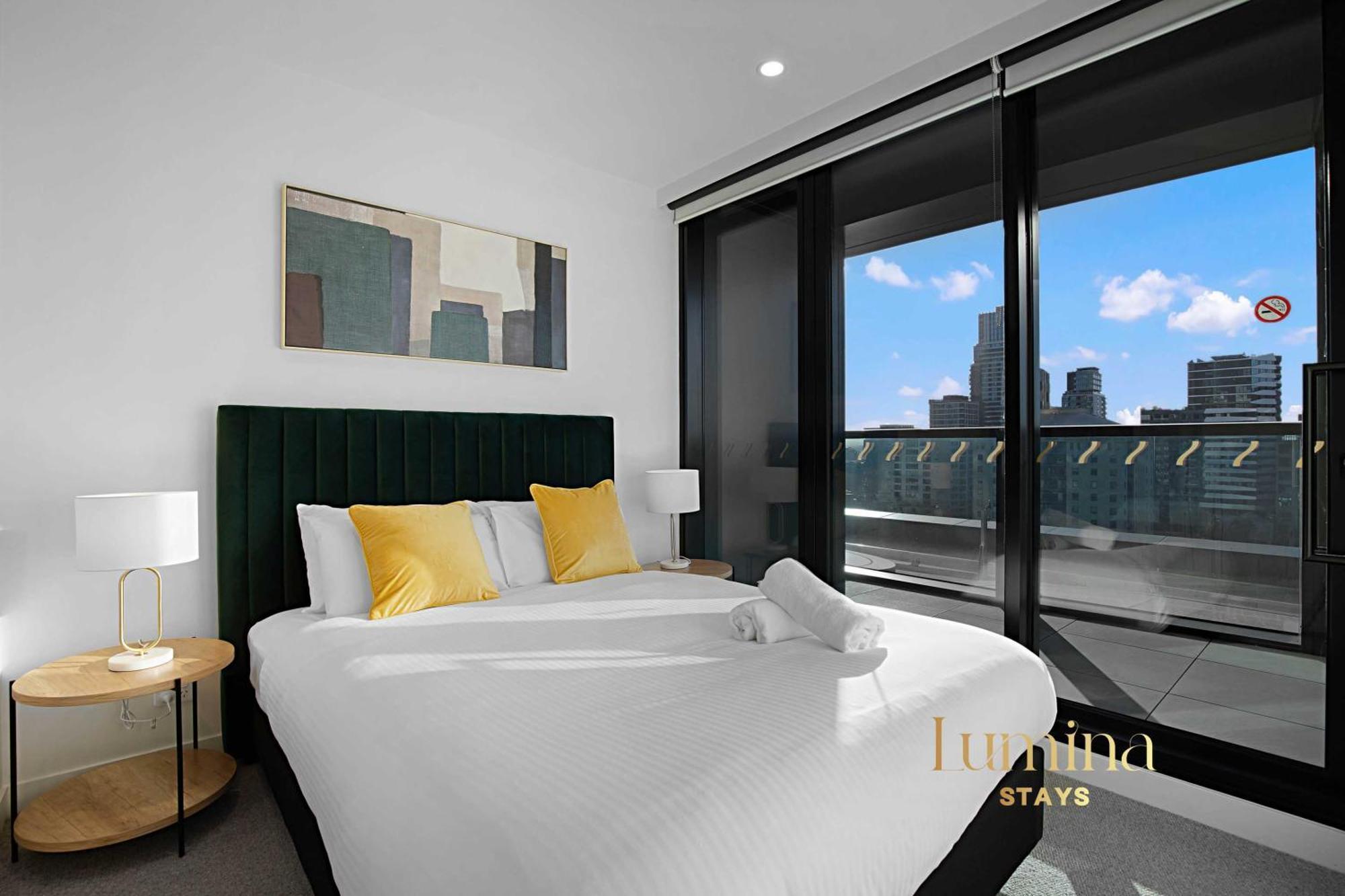 Lumina - Aspire Apartment