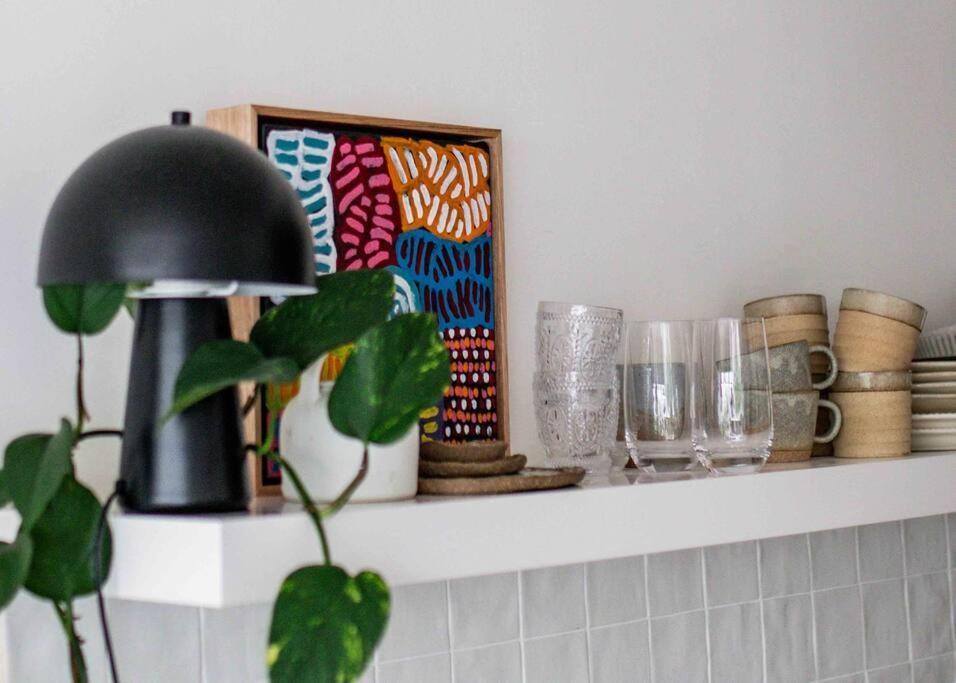 Holiday home The Artist Retreat 2br 4mins From Mcg Melbourne