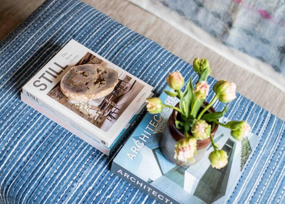 The Artist Retreat 2br 4mins From Mcg