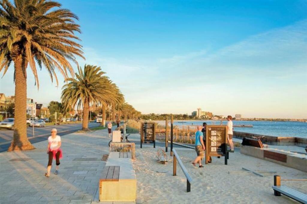 Apartment Sensational St Kilda At Sunset Tower *