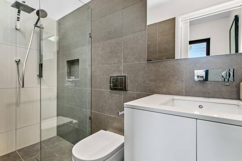 Park Bespoke Brilliance 4bed 2bath Holiday home *